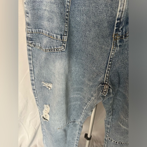 NWOT DistressedJeans NO STRETCH - Picture 5 of 11